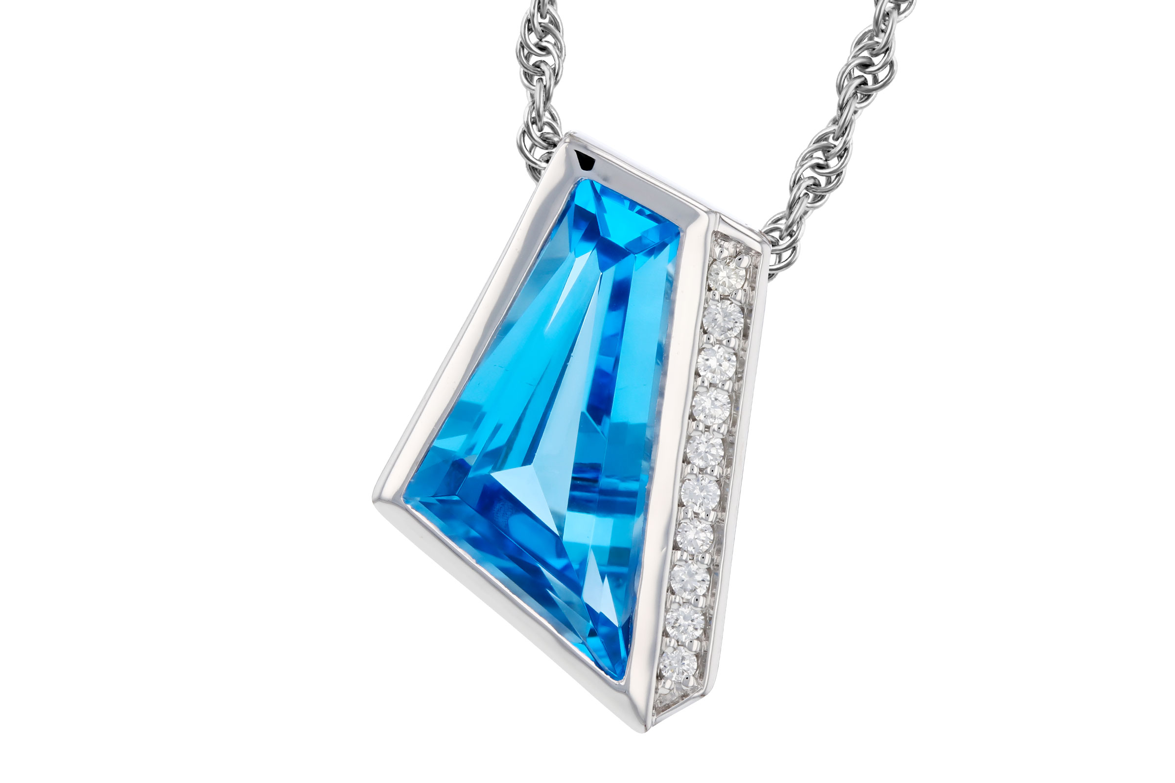 C330-02326: NECKLACE 2.42 SWISS BLUE TOPAZ 2.46 TGW