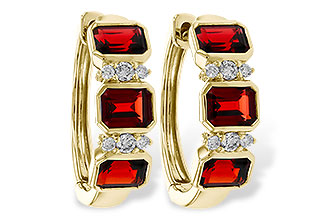 D329-11426: EARRING 1.50 TW GARNET 1.61 TGW
