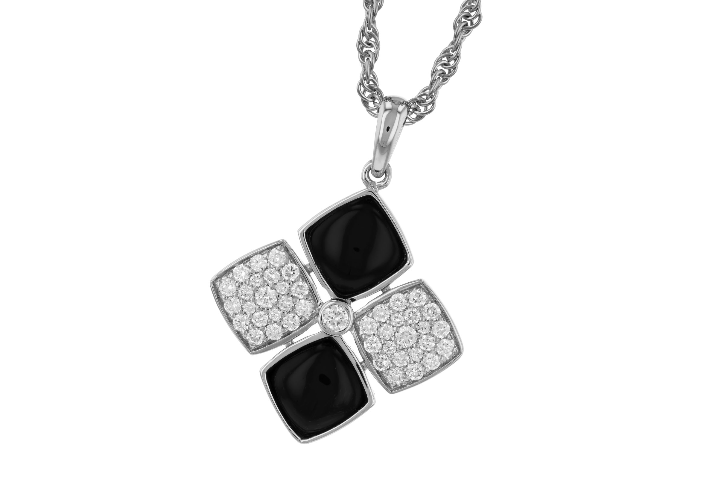 L330-01443: NECKLACE 1.23 TW ONYX 1.50 TGW